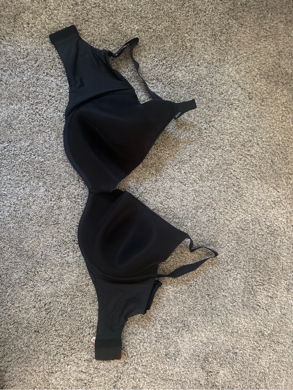 SKIMS Black Scoop Bra